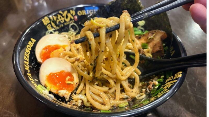 まぜそばの太麺